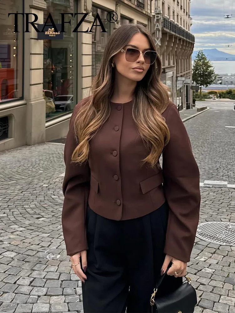 TRAFZA Fashion Retro Woman Solid Brown Jacket Women Chic Tops Long Sleeve Single Breasted O-Neck Pocket Casual Loose Short Coat 250122