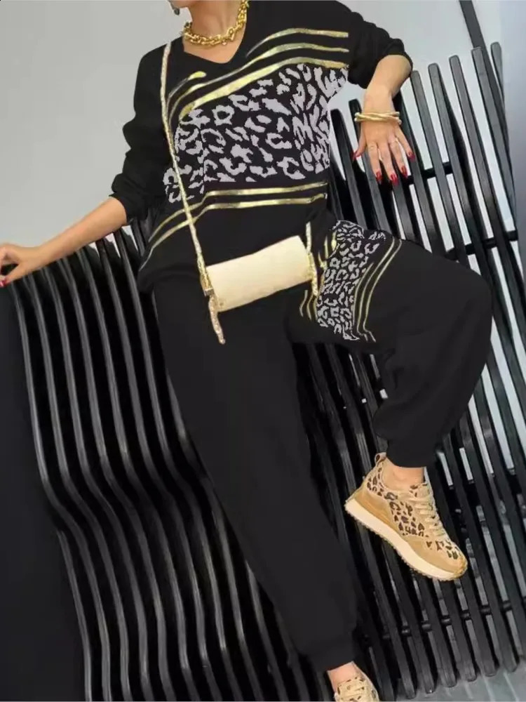 Fashion Vneck Longsleeved Sweatshirt Top Pants 2piece Set For Women Autumn Loose Leopard Printing Pocket Casual Suit Female 250122
