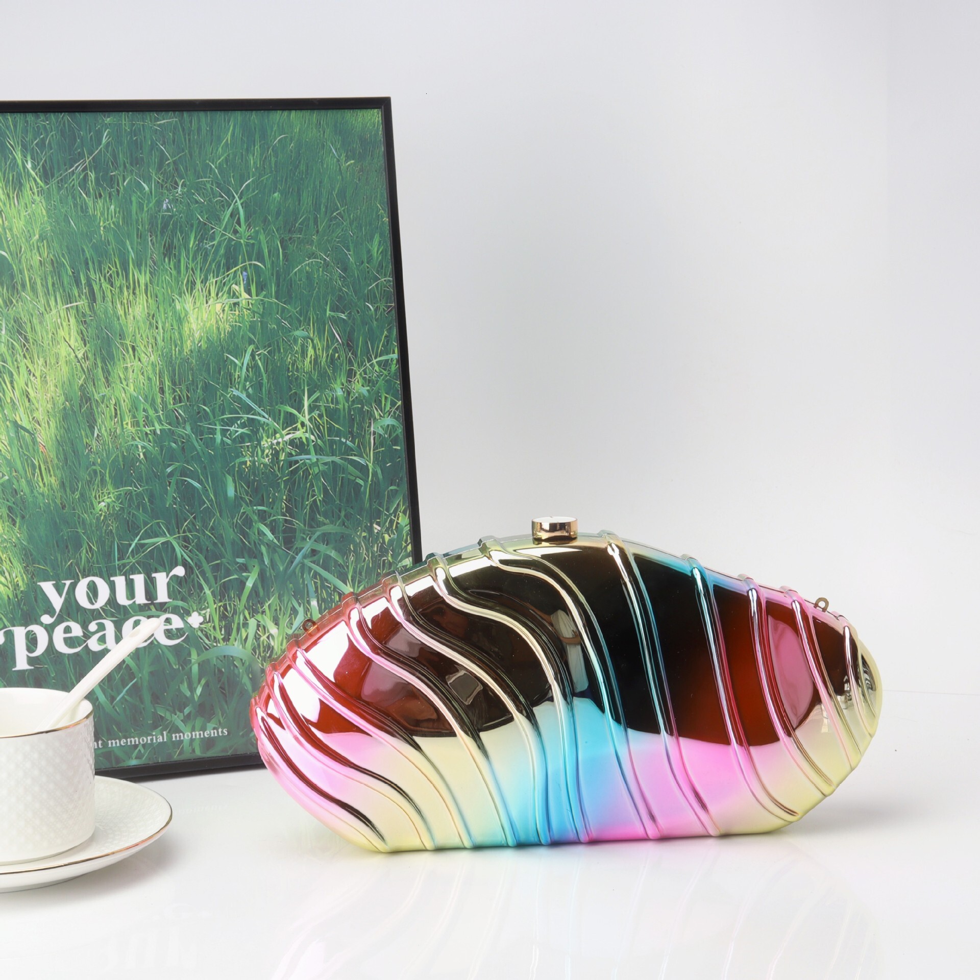 Fashion Acrylic Women's Striped Simple Chain Dinner Hand-Held Bag, Stone Patterned Bag