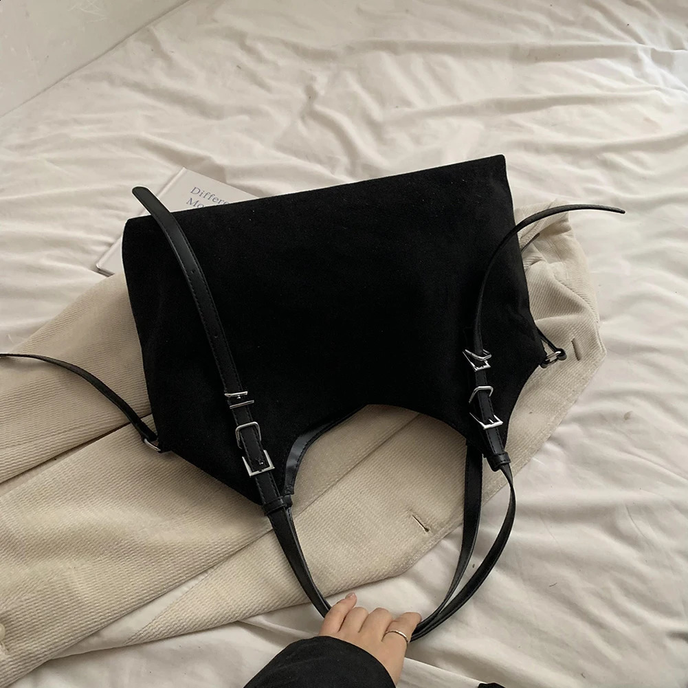 Women Suede Shoulder Bag with Adjustable Strap Underarm Bag Solid Top-Handle Bag Satchel Bag for Work Travel 250122