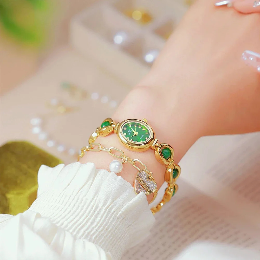 Vintage Green Jade Crystal Pearl Gemstone Womens Watch Elegant Gold Bracelet Waterproof Quartz Watch with Gift Box FA1685 250121