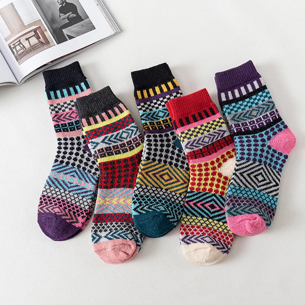 5 Pairs Winter Warmer Socks Unisex Striped Patterned Wool Blends Socks Vintage Thicken Cuddly Socks House Socks For Daily Wear 250121