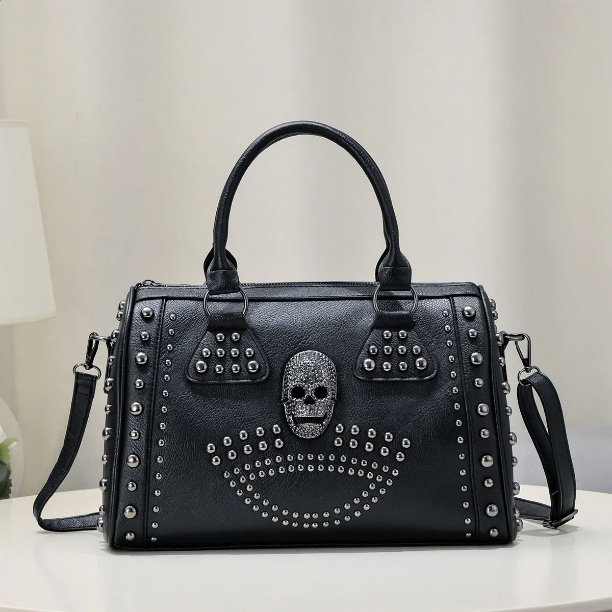 Black punk style handbag personalized rivet trend Boston large capacity shoulder messenger bag black 250122
