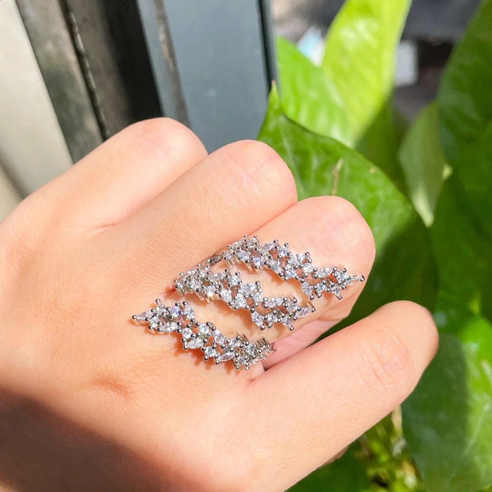 CWWZircons Adjustable Multiple Cubic Zirconia Leaf Shape Big Long Wrap Finger Ring for Women y CZ Wedding Jewelry Gift R232 250109