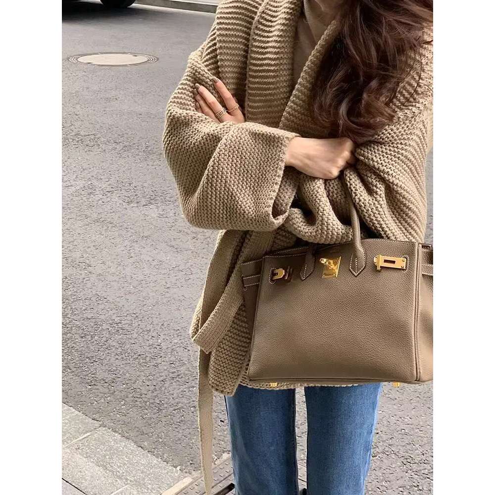 Autumn New Lazy Knitted Jacket High-End Sense Of Niche Temperament Was Thin Soft Waxy Lace-Up Sweater Cardigan Top Women D1438