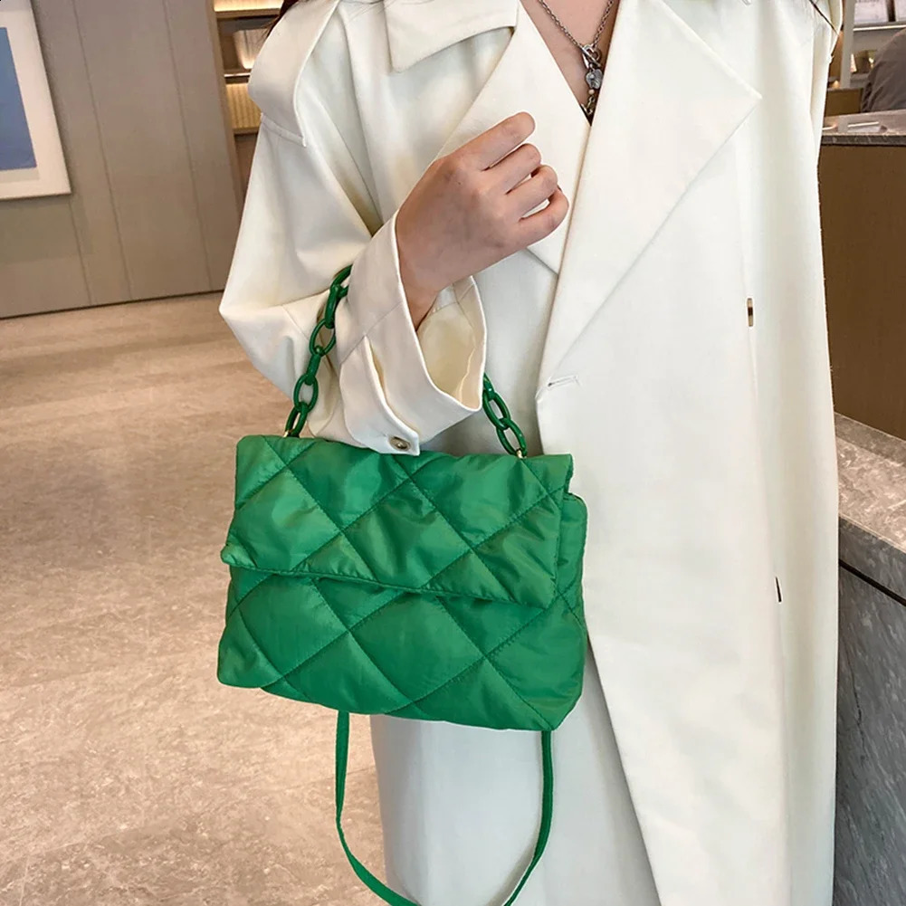 Fashion Chain Crossbody Bags Winter Cotton Padded Quilted Women Shoulder Bags Casual All-match Simple Female Girls Handbags 250113
