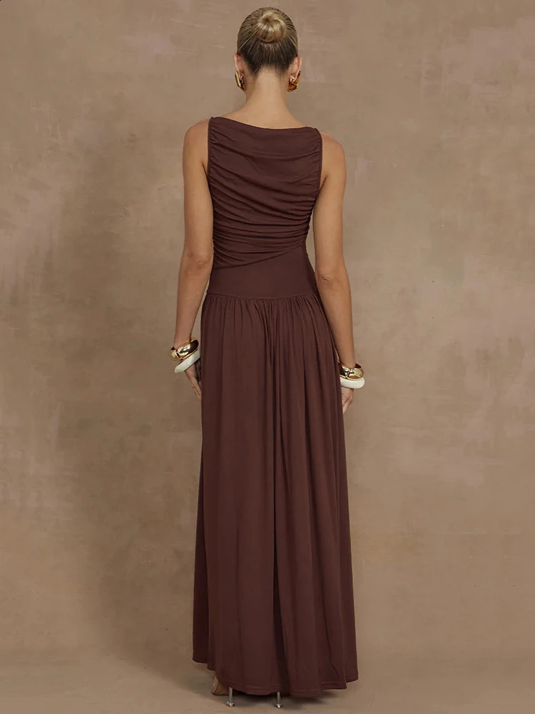 Mozision Elegant Sleeveless Maxi Dress For Women Fashion Solid Boat Neck Tank Dresses Ladies Sexy Ruched Long Dress Gown 250121