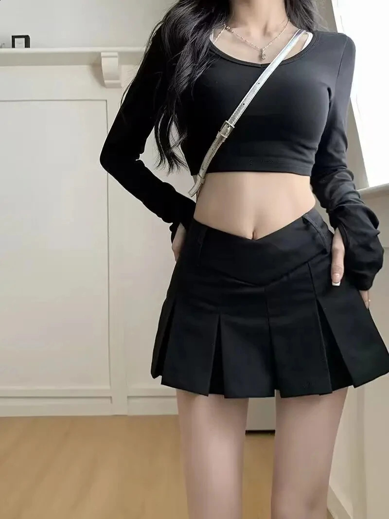 Retro Grey Folded Skiing Girl Kawaii High Waist Mini Korean Fashion School Uniform Harajuku Street Clothing Spring 250122