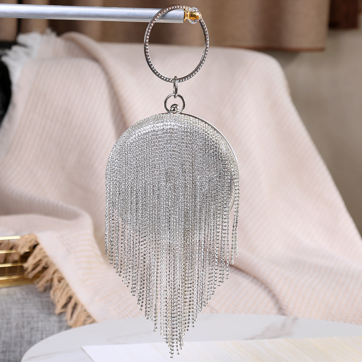 new style New Flat Spherical Tassel Rhinestone Dinner Handbag Women's Dress Chain Bag Xiyin Same Style