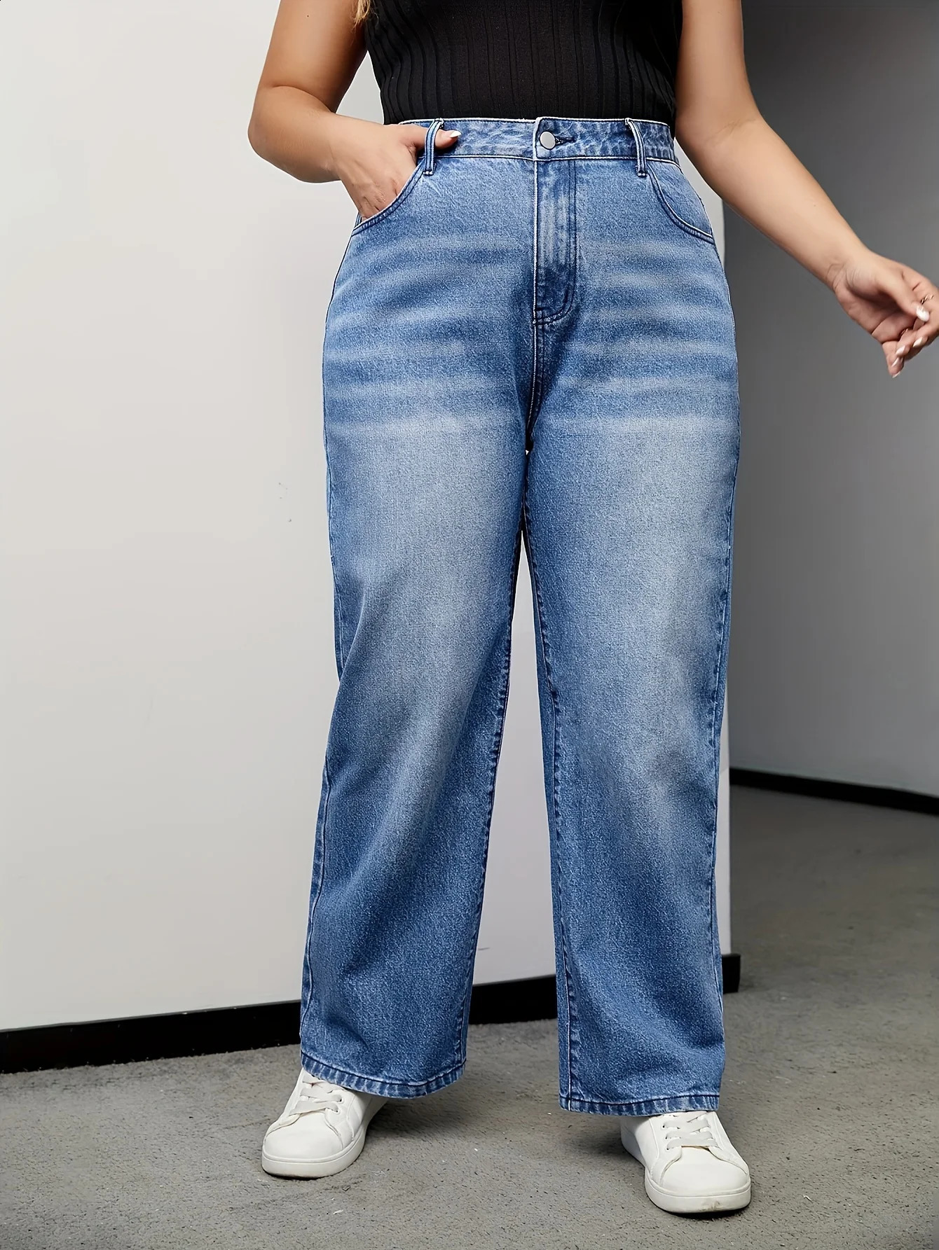 Womens loose plus size jeans 250121