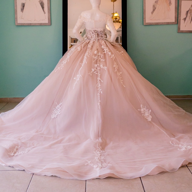Champagne Shiny Quinceanera Dresses Ball Gown Off The Shoulder Applique Lace Beading Tull Party Birthday Sweet 16 Dress Vestidos 15 De Anos