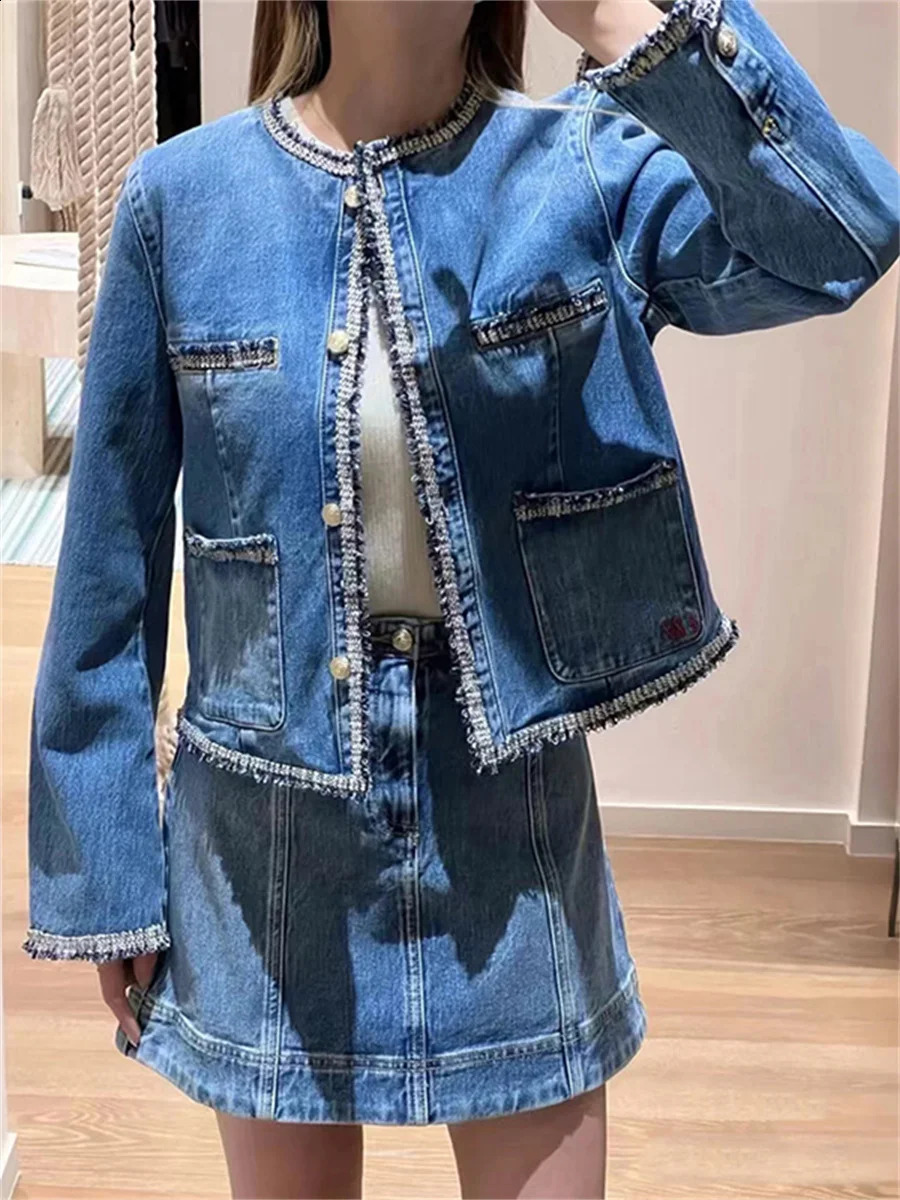 Spring Women Blue Denim Set Tweed Trim Oneck Letter y Jacket or Aline Mini Skirt Lady Fashion Suit 250122
