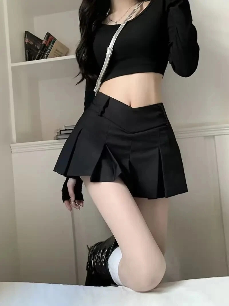 Retro Grey Folded Skiing Girl Kawaii High Waist Mini Korean Fashion School Uniform Harajuku Street Clothing Spring 250122