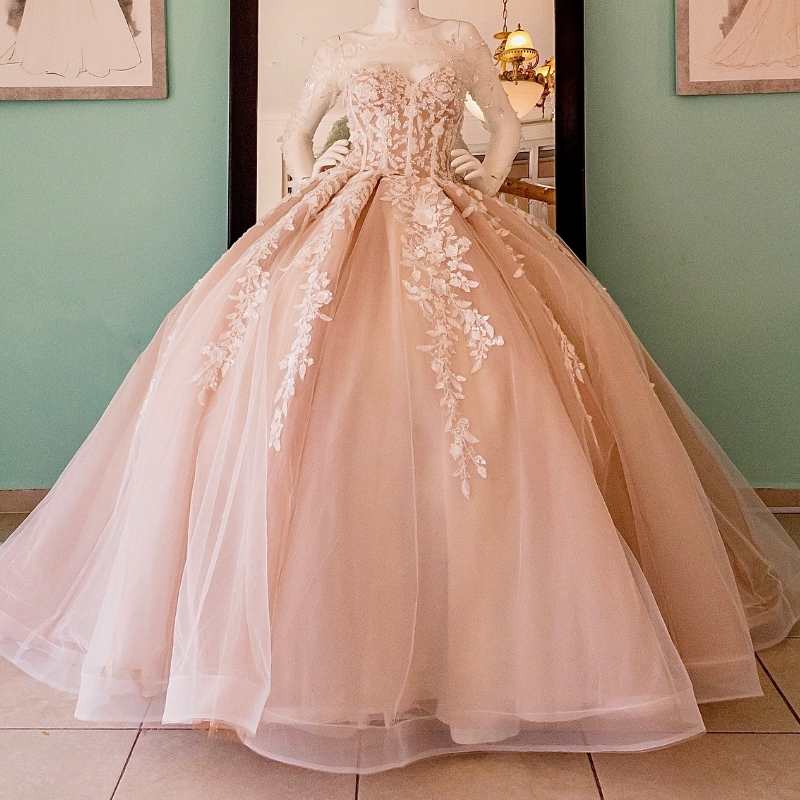 Champagne Shiny Quinceanera Dresses Ball Gown Off The Shoulder Applique Lace Beading Tull Party Birthday Sweet 16 Dress Vestidos 15 De Anos