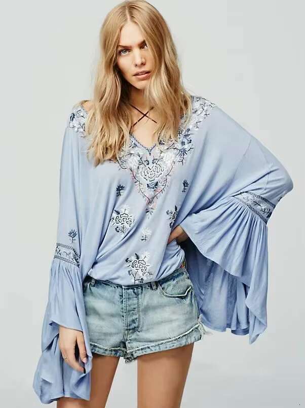 Boho Style Embroidery Shirts V-Neck Cotton Ethnic Women Blouse Flare Sleeve Chic T-Shirt Vintage Hippie Shirt Mujer