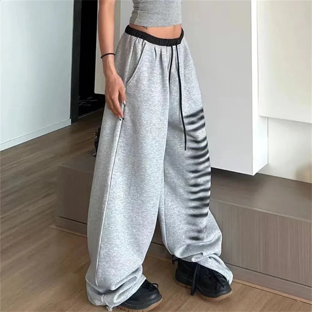 Goth Streak Y2k Vintage Joggers Baggy Sweatpants Women Oversize Korean Style Sports Pants Harajuku Kpop Streetwear Gyaru Trouser 250117