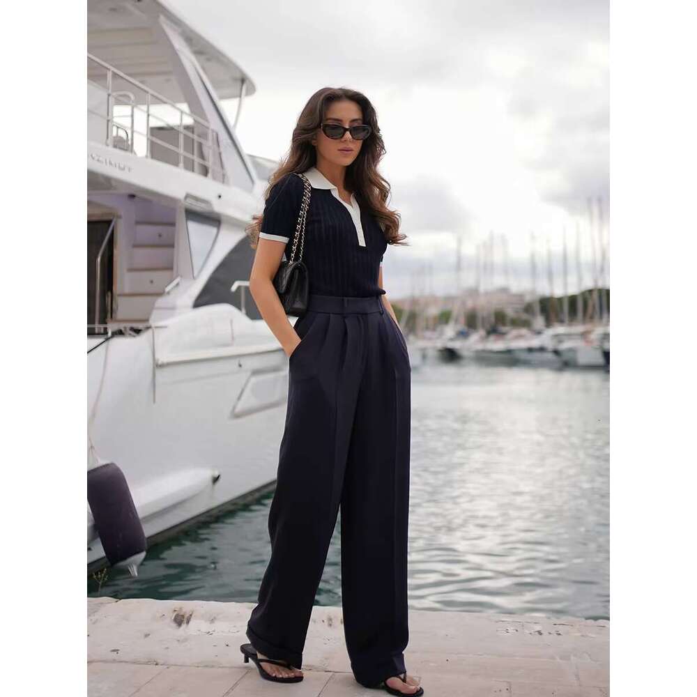 Black Contrast Knitted T-Shirt Women New Vintage V Neck Slim Short Sleeve Tops Tees Summer Elegant Fashion Button T-Shirts