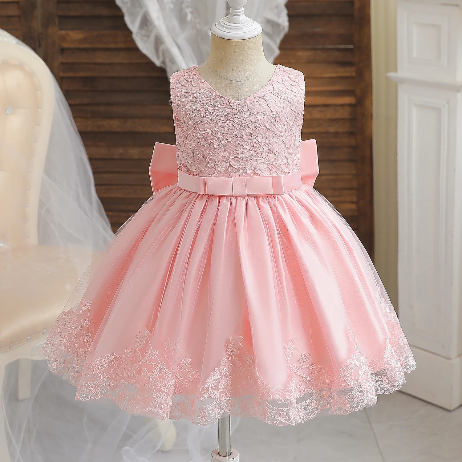 Baby Girls Princess Dress Cute Bow 3 6 9 12 18 24 Months Toddler Infant Party 1st 1 2 Year Old Birthday Lace Christening Gown 250117
