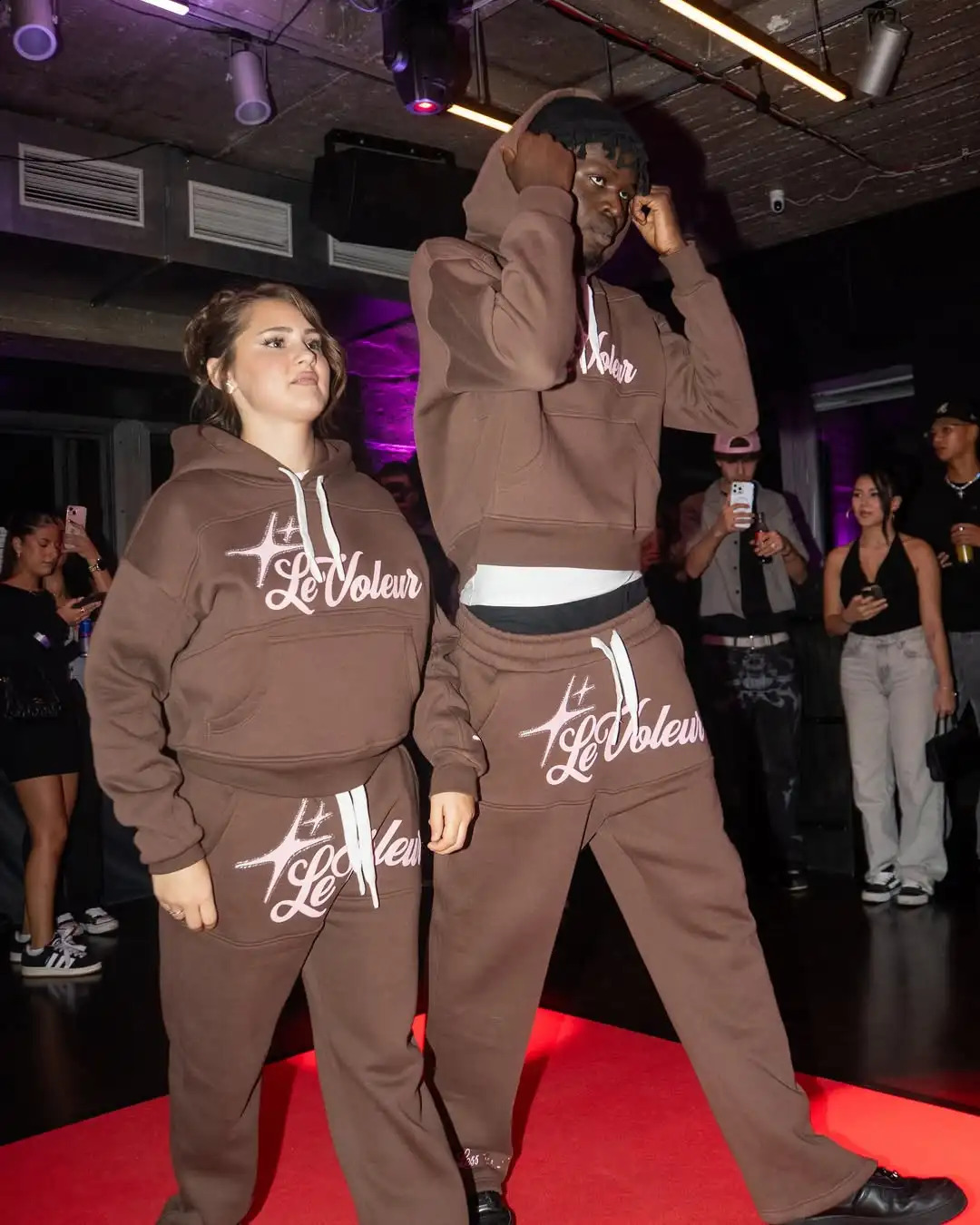 Streetwear Mens Womens Hoodie Sweatpants Two Piece Set Y2K Sportswear Hip Hop Letter Embroidery Oversized Sweatshirt Casual Pant 250122