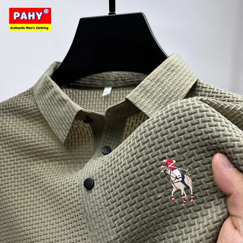 Mens short sleeved polo shirt ice silk jacquard casual business fashion stand up collar summer style 250118