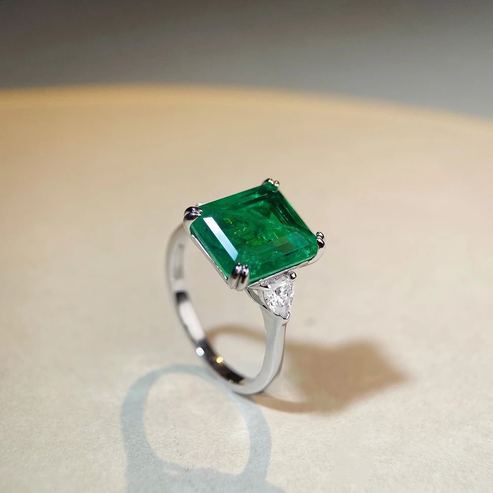Vinregem 10*12 MM 9CT Emerald Gemstone Cocktail Party Ring For Women Vintage 925 Sterling Silver Wedding Engagement Fine Jewelry250122