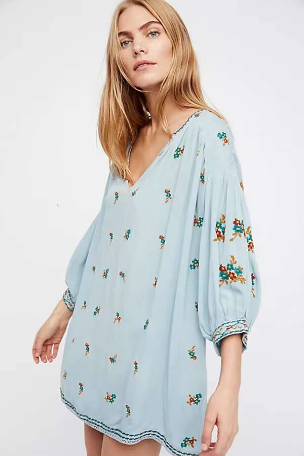 New Embroidery Wer Design Loose V-Neck Fashion Boho Short Lantern Sleeve Sweet Summer Dress Cotton Vestidos
