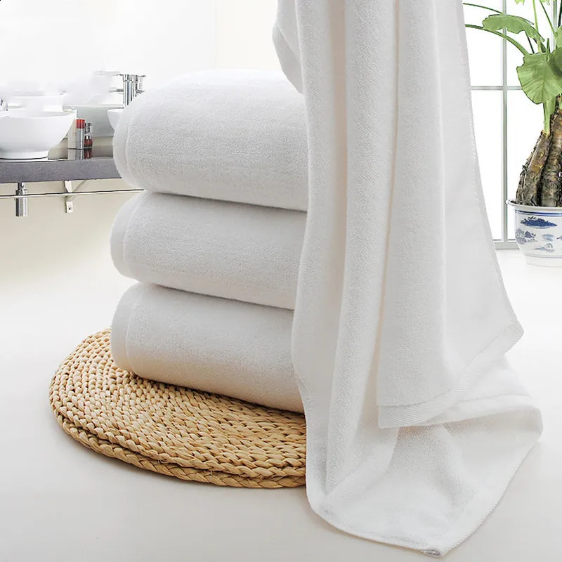 80x160cm white large bath towel thickened cotton towel highly absorbent bath towel suitable for swimming pool family els 250114
