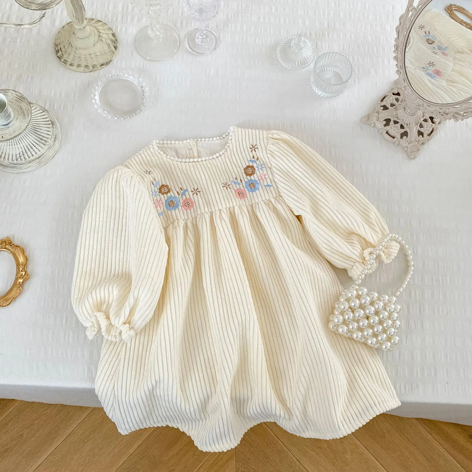 Spring Infant Baby Girl Dress Corduroy Embroidered Flower Pullover Long Sleeve Solid Cute born Vestido 250117
