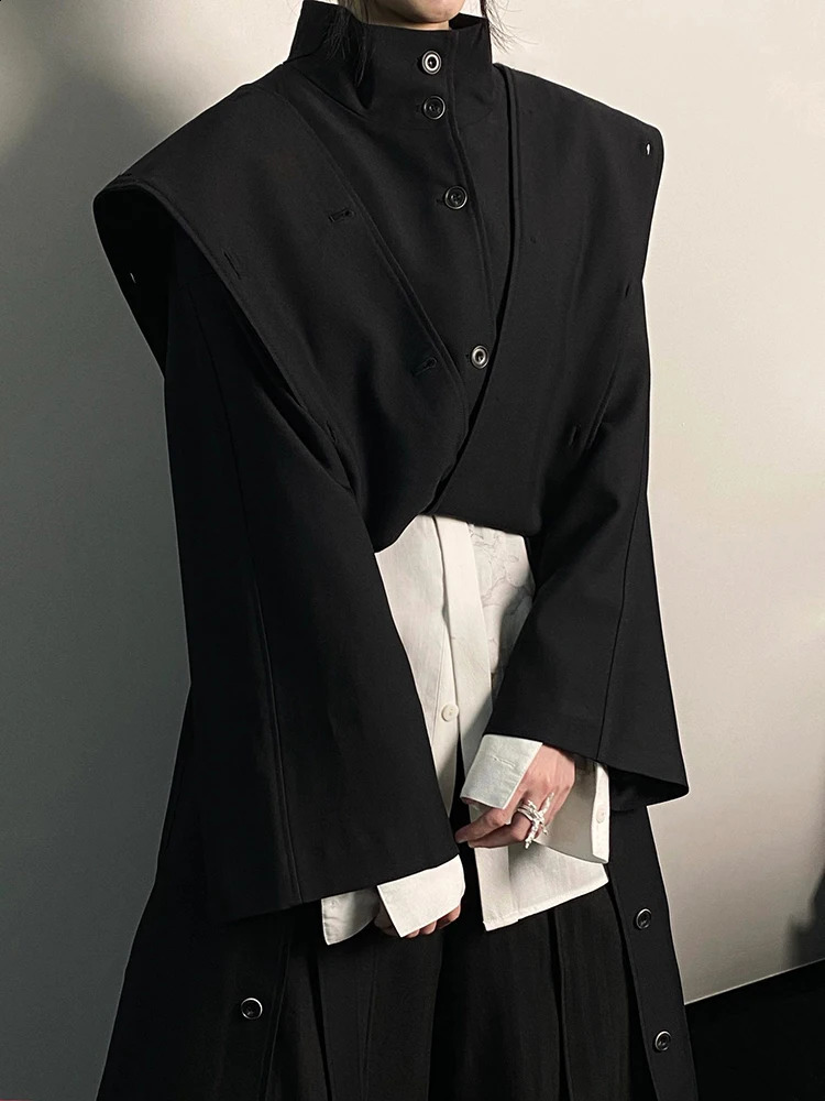 EAM Women Black Irregular Slit Big Size Trench Stand Collar Long Sleeve Windbreaker Fashion Spring Autumn 2025 1DH0755 250118