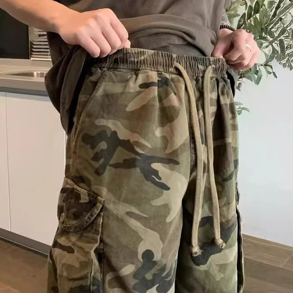 Men Summer Vintage Workwear Style Camouflage Fit Cargo Shorts Fashion Streetwear 250120