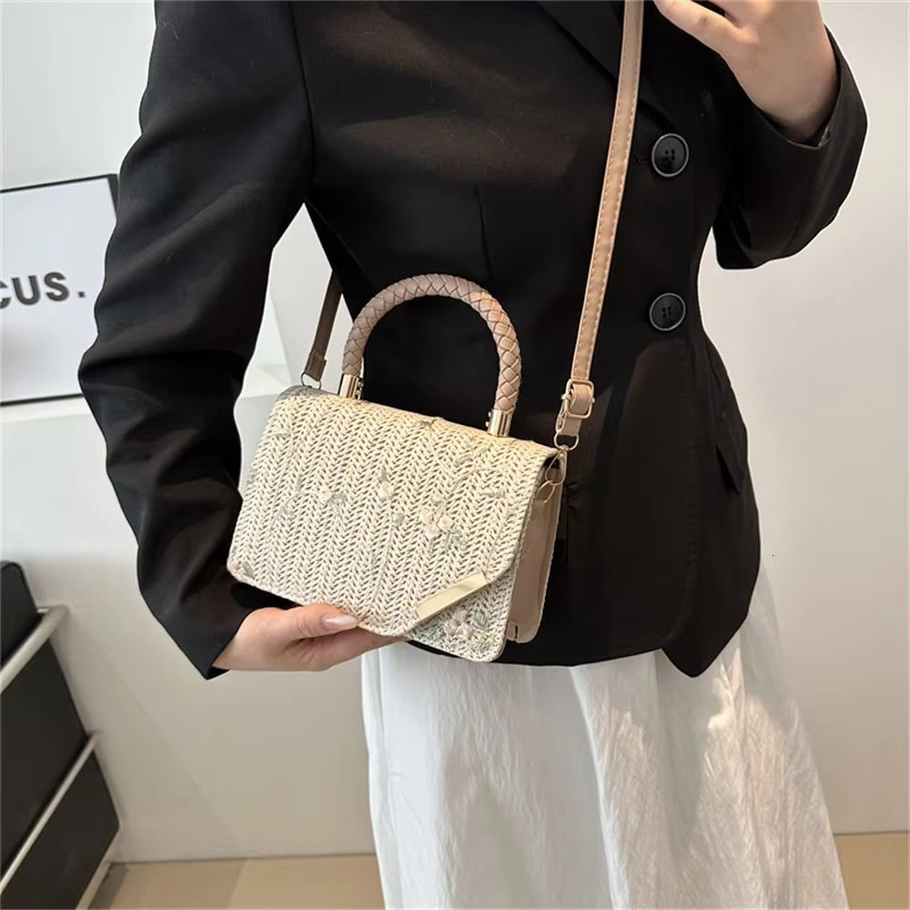 Shoulder Messenger Girls Handbags Women Summer Bohemian Straw Woven Beach Crossbody Rattan Braid Grass Vacation Bag