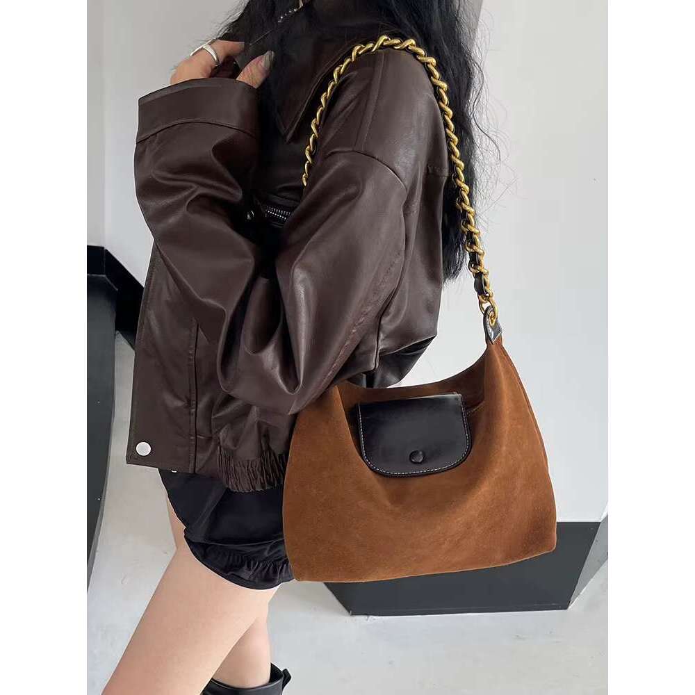 Autumn And Winter Women's Retro Crossbody Tote Leather Large Capacity Shoulder Chain Bag