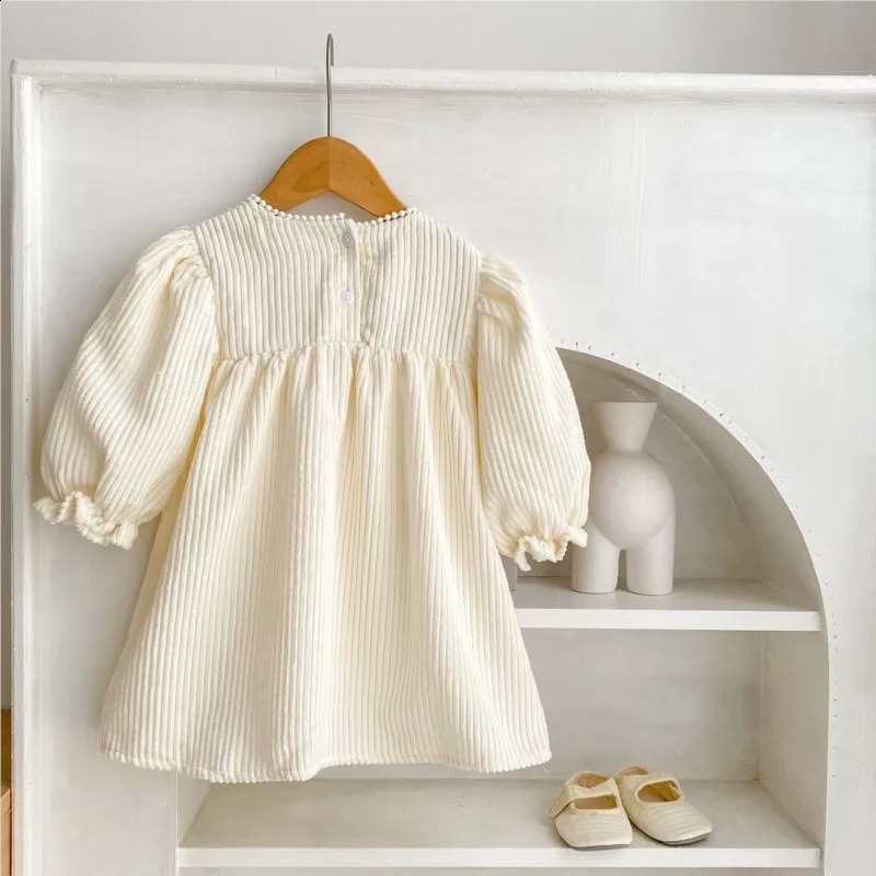 Spring Infant Baby Girl Dress Corduroy Embroidered Flower Pullover Long Sleeve Solid Cute born Vestido 250117