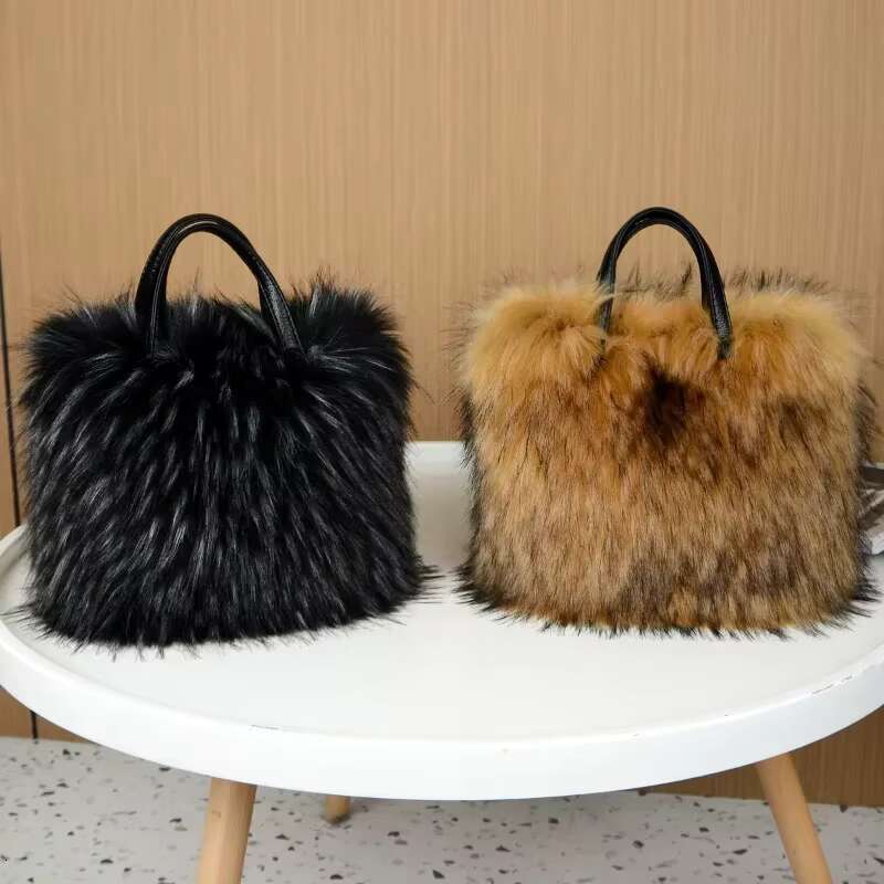 Design Women's Faux Fur Handbag Winter Soft And Fluffy Large Capacity Tote Bag High Quality Pu Splicing Shopper Purses