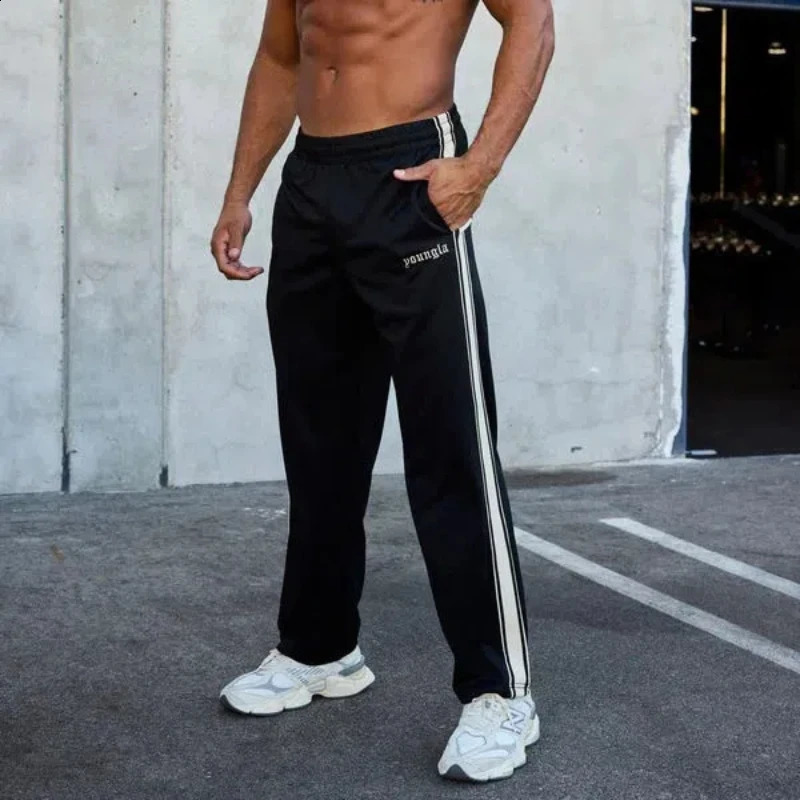 American Style Patchwork Striped Sweatpants y Men Bodybuilding Motion Casual Elastic Waist Letter Printing Trousers 250110