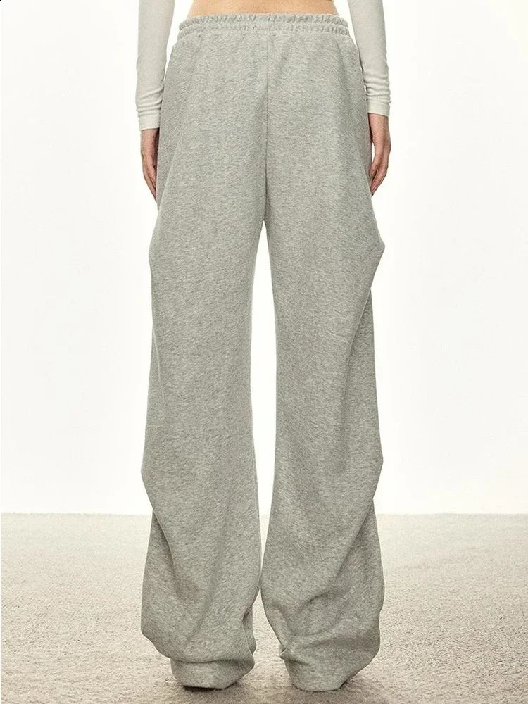 HOUZHOU Vintage Baggy Joggers Sweatpants Y2k Woman Harajuku Streetwear Sports Pants Korean Fashion Pleated Oversized Trousers 250117