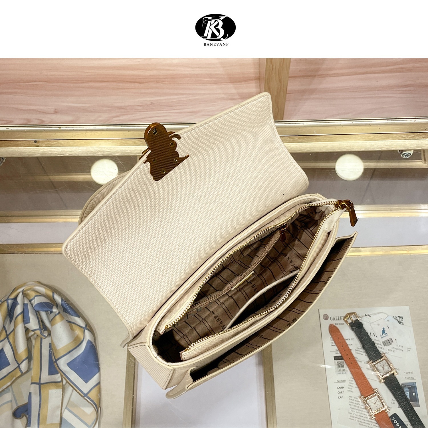 2024 New Spring/Summer Chinese style Embroidered Handbag, Women's Lock, Fashion Single Cross Shoulder Small Square Bag