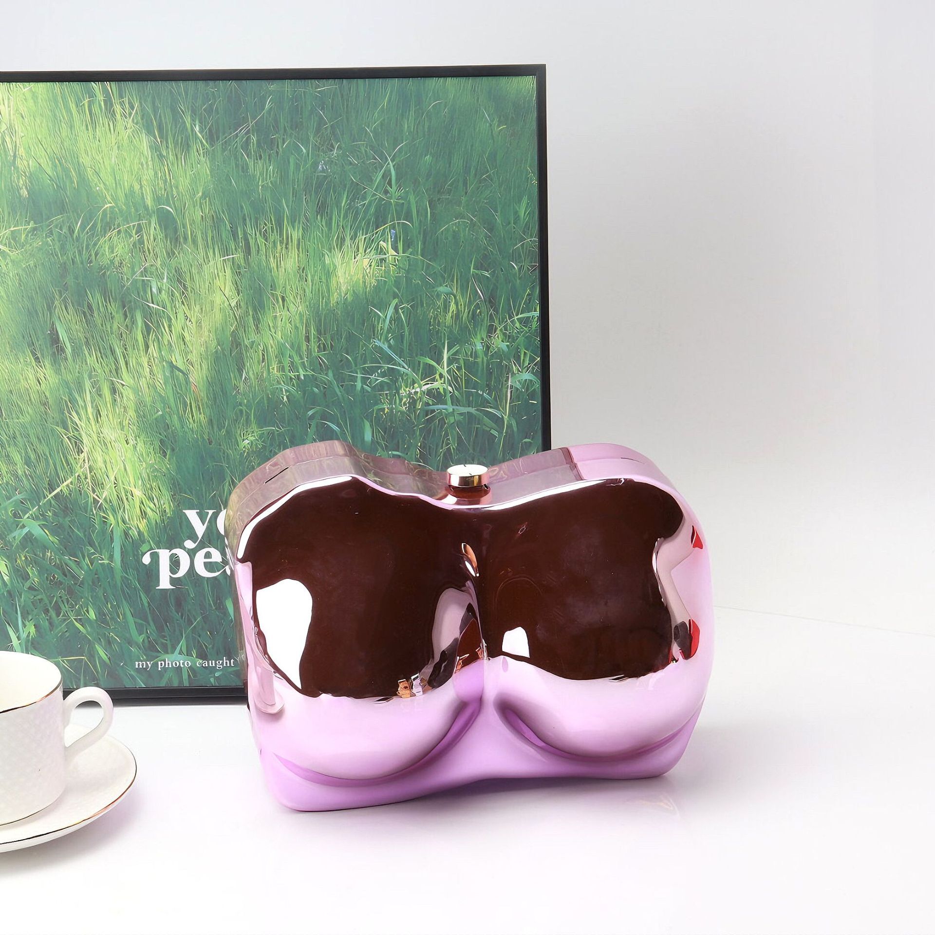 New Fashion, Creative Personality, Irregular Acrylic Shaped Bag, Niche Design, Hand-Held Box, Dinner Bag