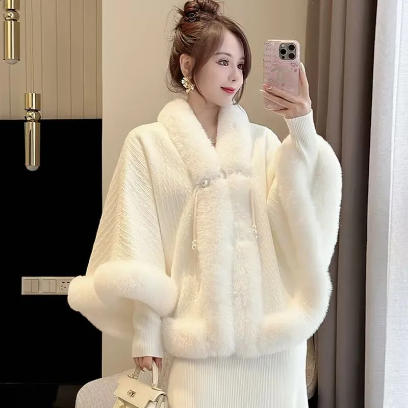 Cloak Poncho Capes Chinese Style Qipao Shawl With Thickened Autumn Winter Fur Plush Women Cape Lady Coat White 250121