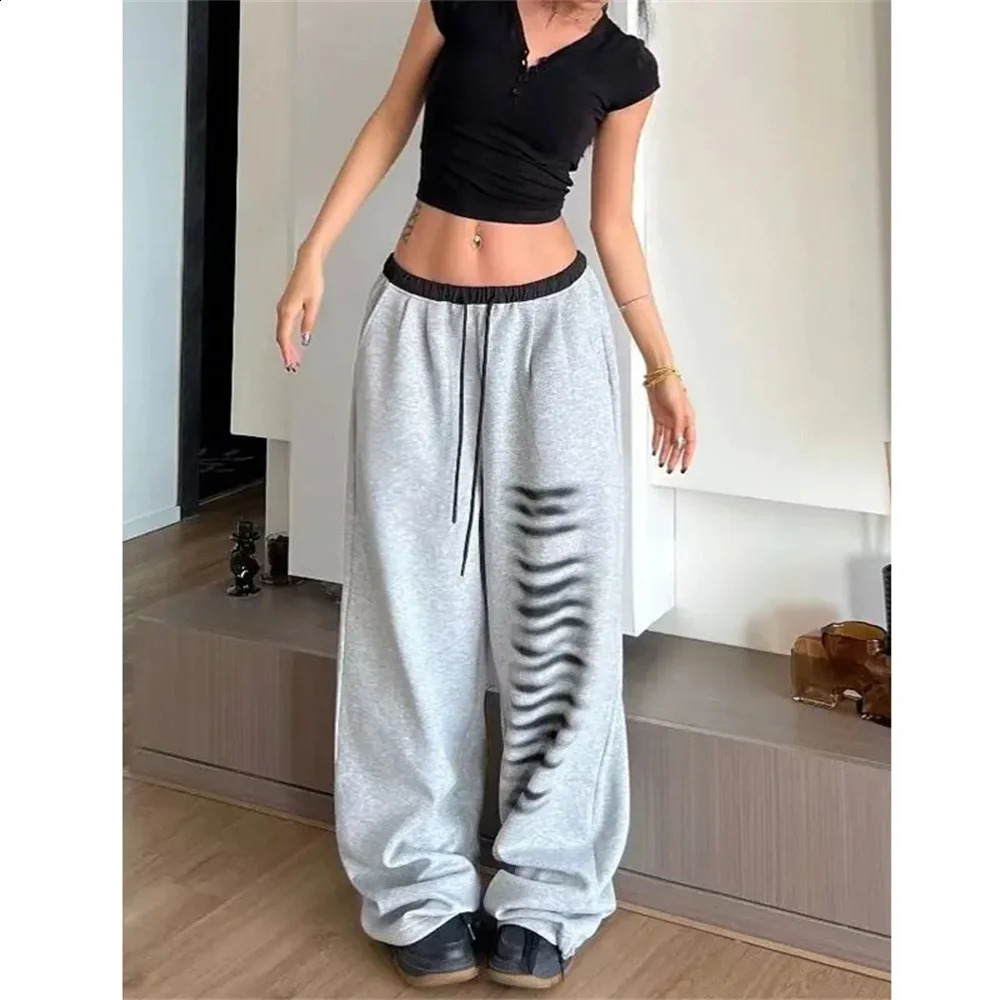 Goth Streak Y2k Vintage Joggers Baggy Sweatpants Women Oversize Korean Style Sports Pants Harajuku Kpop Streetwear Gyaru Trouser 250117