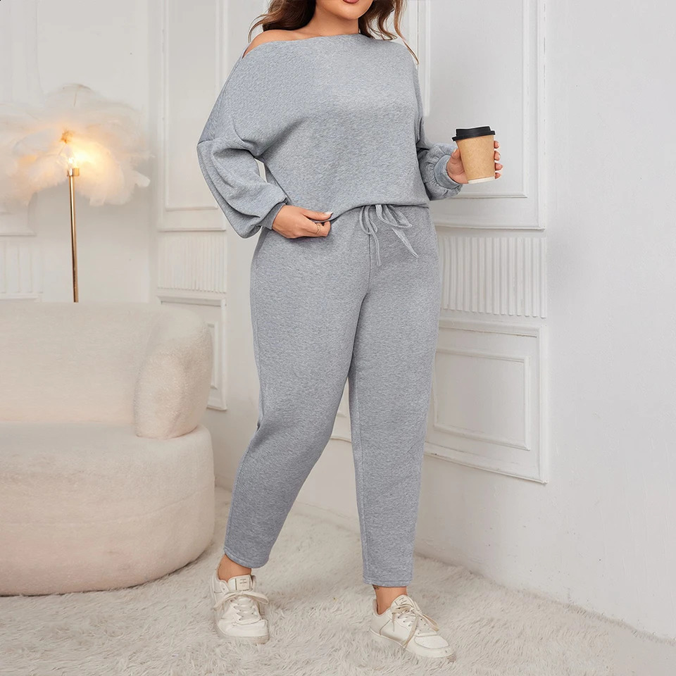 Plus size twopiece pajama set suitable for womens long sleeved zipper shirts loose pants pajamas autumn winter 250122