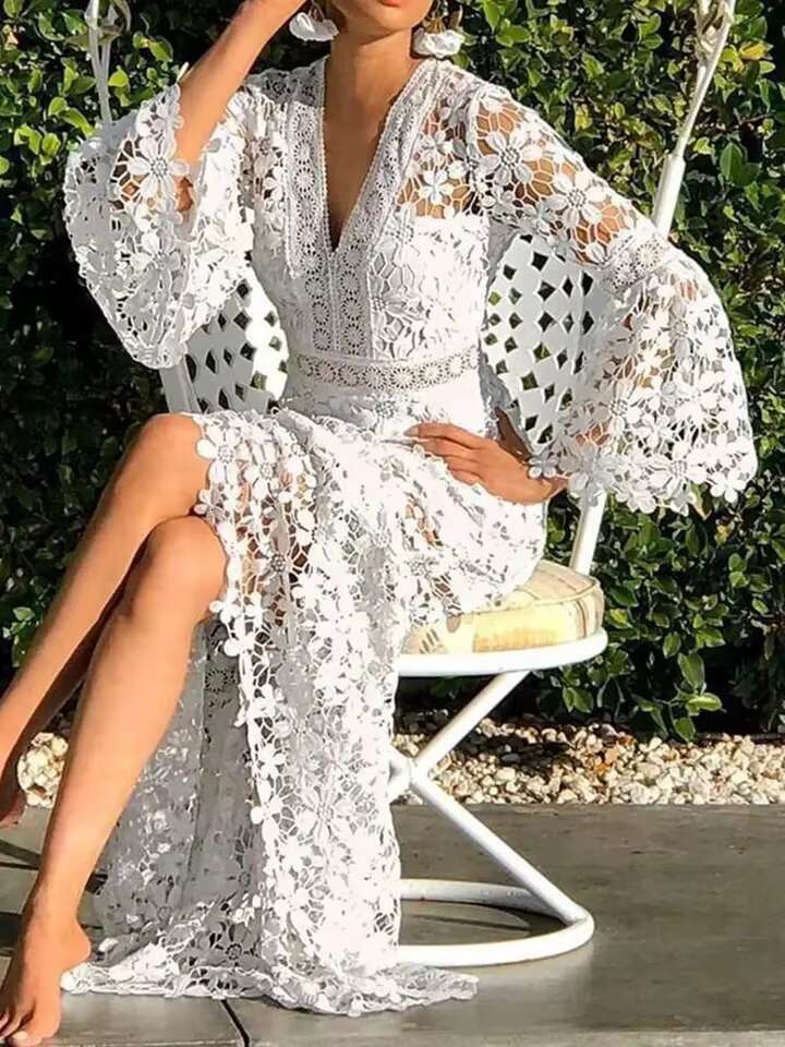 New Full Of Lace Long V Neck Hollow Out Embroidery Ral White Party Dress Hook Design Romantic Vestidos