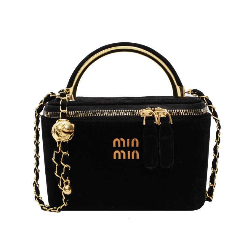 Designer's New French Box Niche High-end Women's Diagonal Shoulder Bag Personalized Multifunctional Mini Handbag