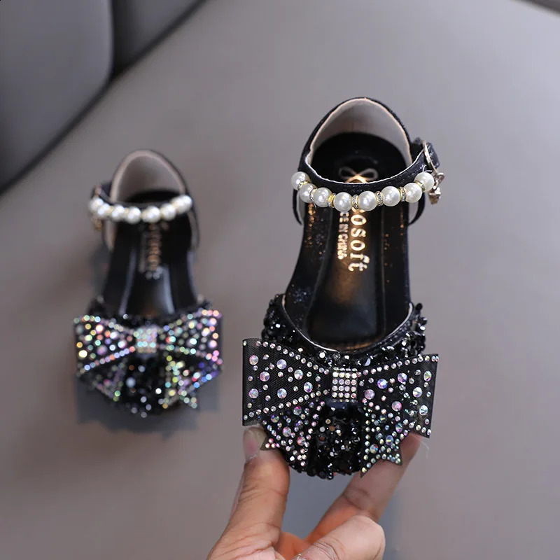 Summer Princess Girls Sandals Sequins Rhinestone Bow Girls Shoes Baby Perform Prewalker Leather Casual Shoes 250118