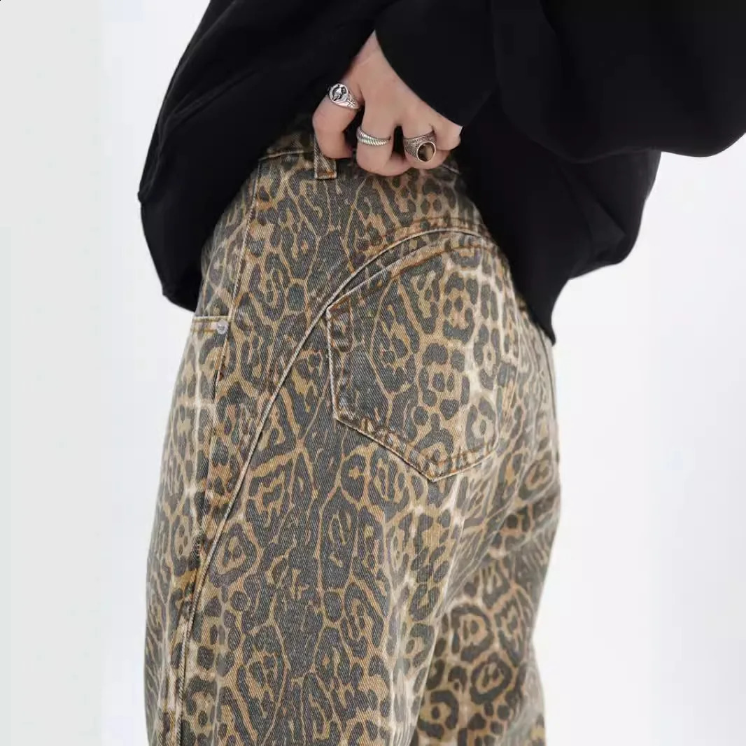 Vintage Y2k Leopard Print Jeans Mens and Womens High Street Loose Straight Trousers Trendy Wide-leg Trousers 250120