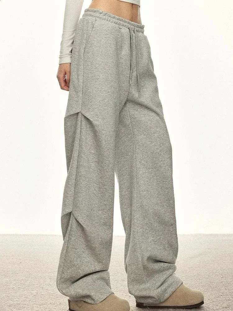 HOUZHOU Vintage Baggy Joggers Sweatpants Y2k Woman Harajuku Streetwear Sports Pants Korean Fashion Pleated Oversized Trousers 250117