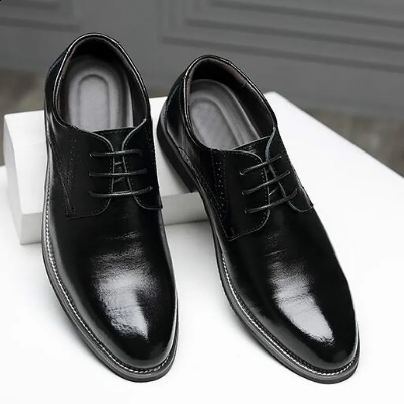 Men Oxfords Shoes British Black Blue Shoes Handmade Comfortable Formal Dress Men Flats Lace-Up Bullock Business Shoes hjm7250114