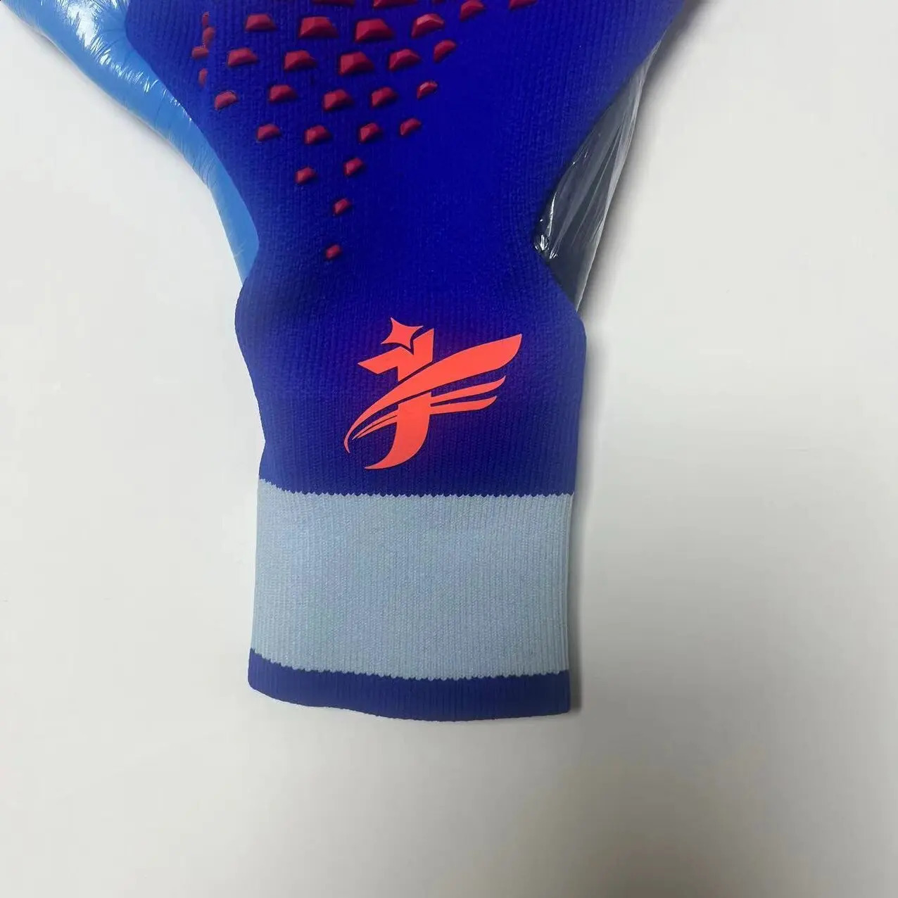 Professional Goalkeeper Gloves Adults Football Latex Thickened Protection Goalkeeper Soccer Sports Football Goalie Gloves 250107