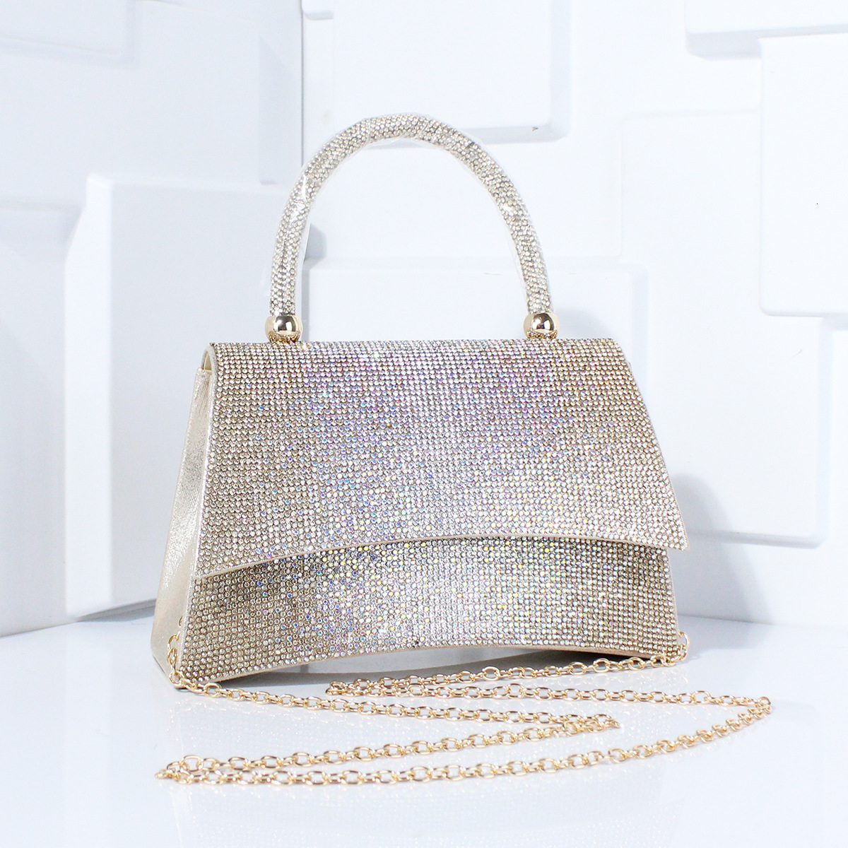 New Bag Exquisite Rhinestone Gradient Chain Women's Evening Banquet Bag
