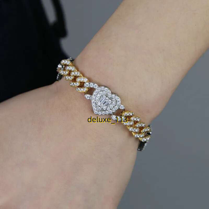 Iced Out Cubic Moissanite Heart Charm Bracelet Cuban Chain Gold Sier Color for Women Men Wedding Hip Hop Fashion Jewelry
